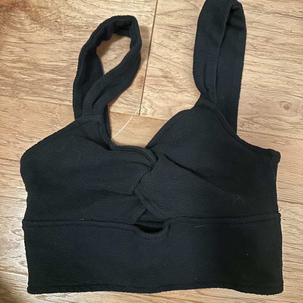 Madewell Key hole cropped tank top — black — size small